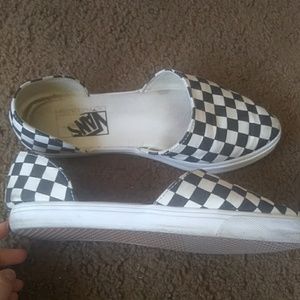 Skimmer checkered vans